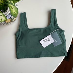 NWT ACTA emerald green sport bra